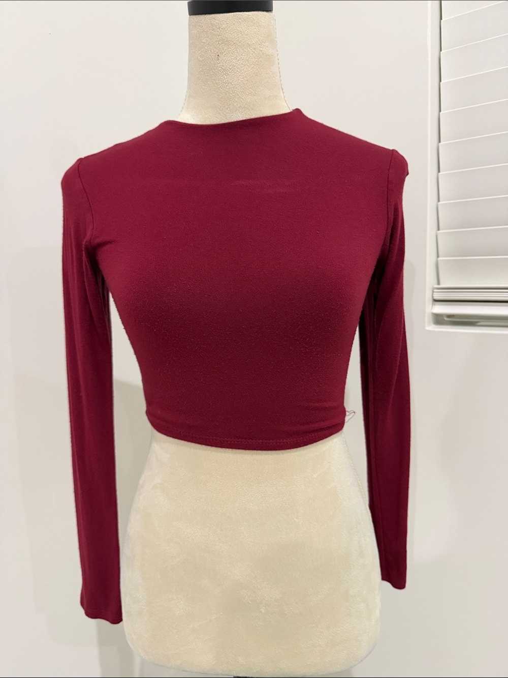 OOTDFash Long-Sleeve Crop Top in Burgundy